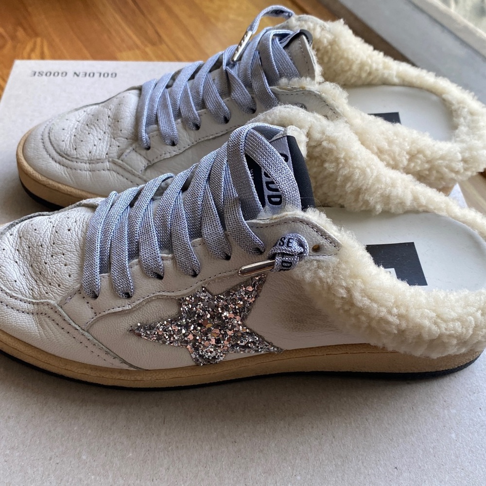 Golden Goose sabot slip on
Size 37 - Picture 6 of 8